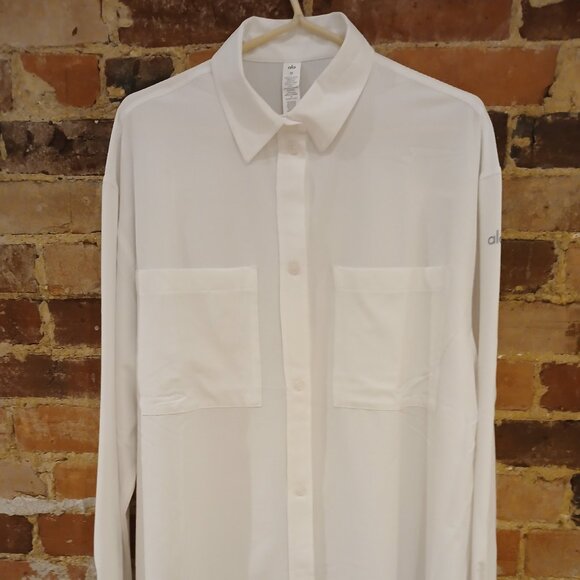 ALO long sleeve shirt, white, size medium - Picture 1 of 3